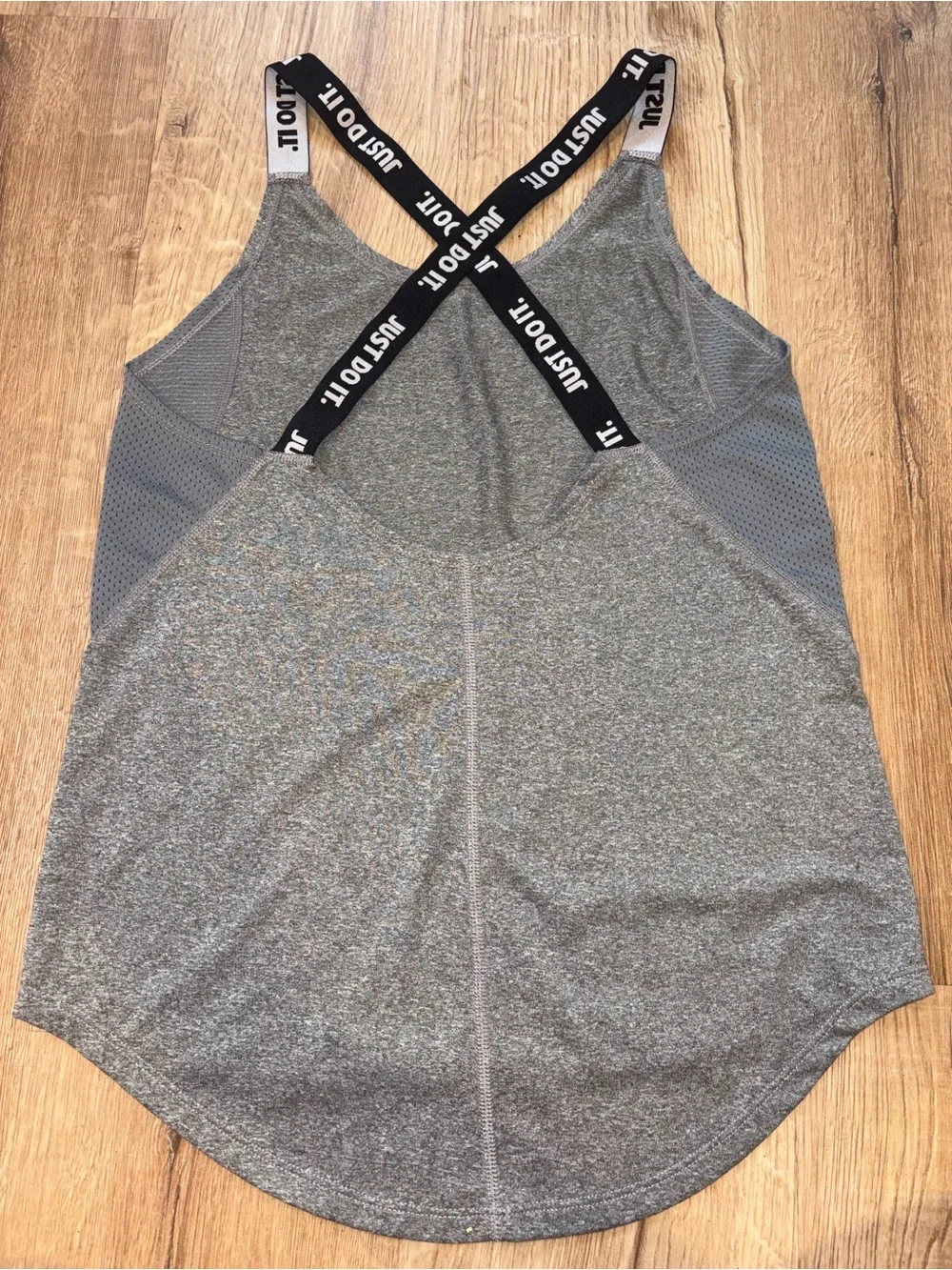 Nike •vguc women